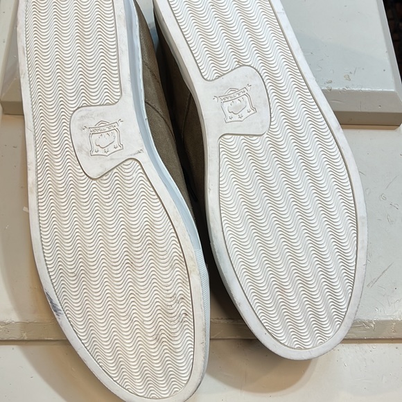 Trask Sneakers with white bottom. - Picture 5 of 8